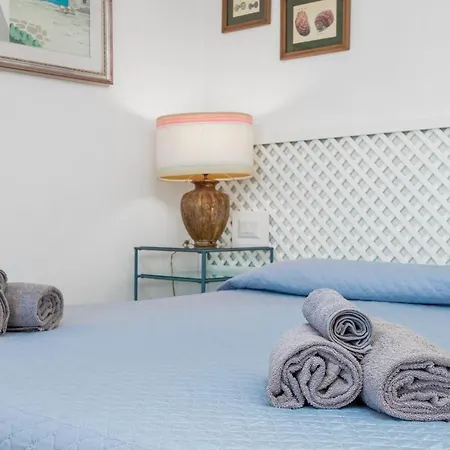 아파트 Bella Vista Marinella 2 올비아