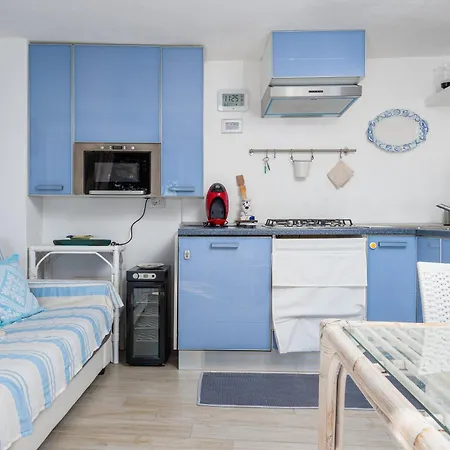 Bella Vista Marinella 2 Apartamento *