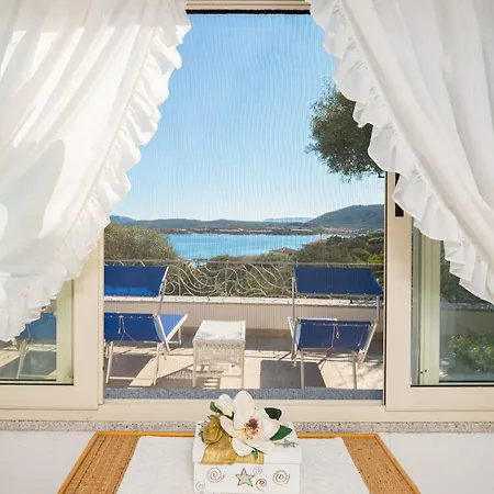 Apartamento Bella Vista Marinella 2 *